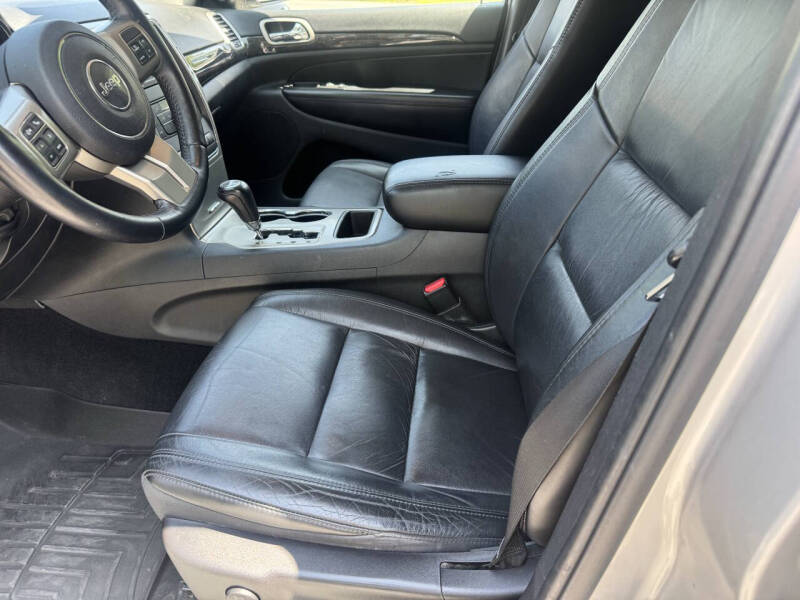 2012 Jeep Grand Cherokee Laredo