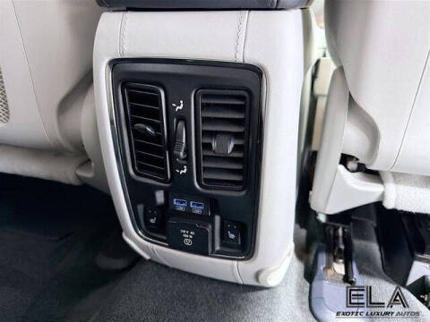 2017 Jeep Grand Cherokee Summit