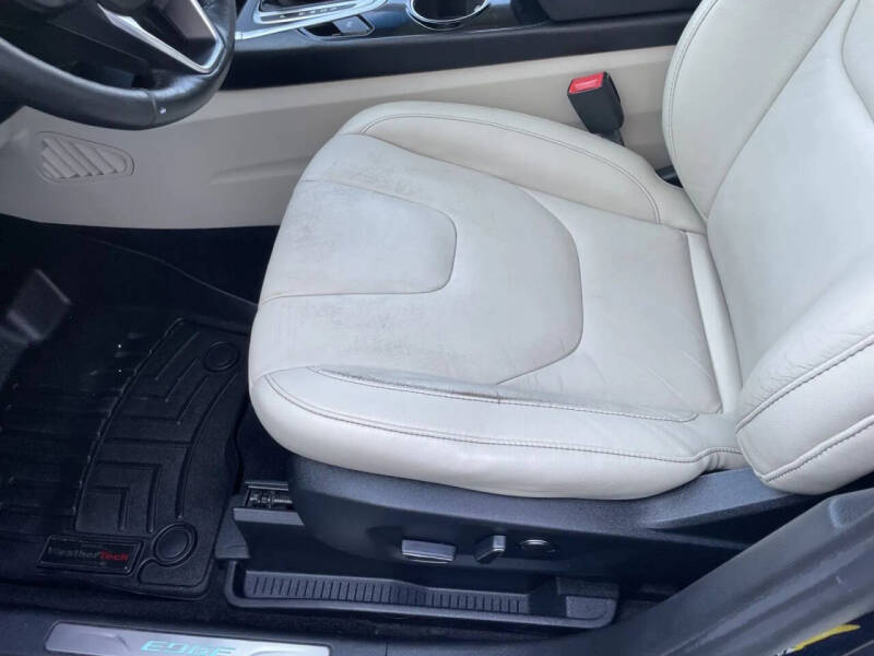 2017 Ford Edge Titanium