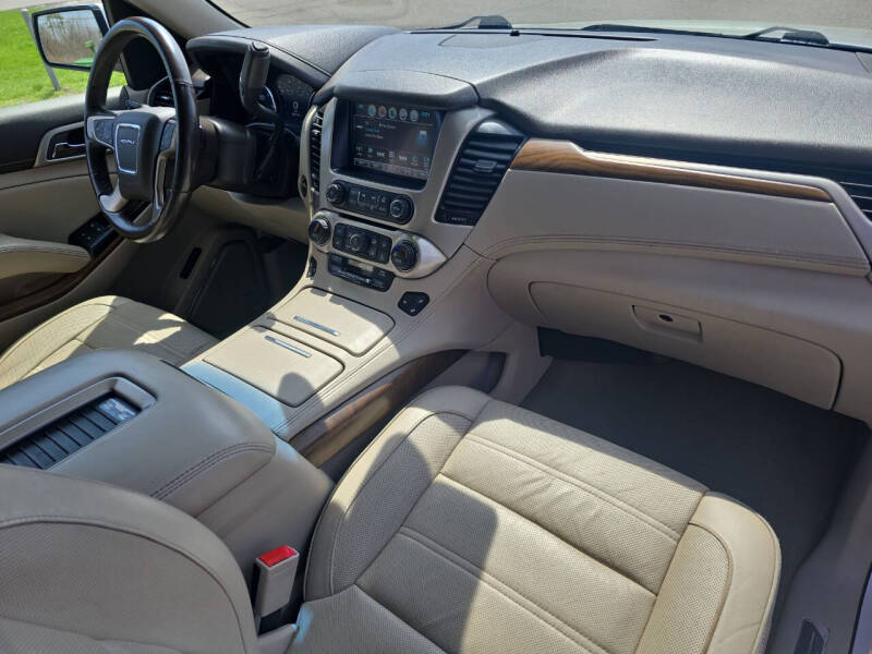 2020 GMC Yukon XL Denali