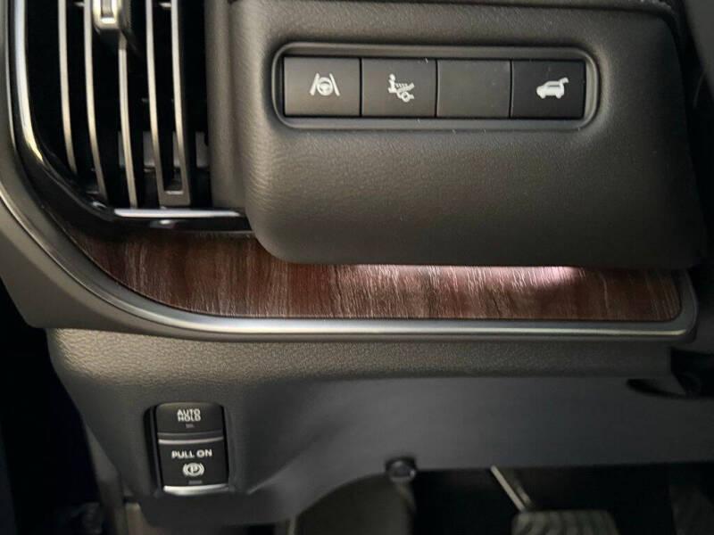 2025 Nissan Armada Platinum Reserve