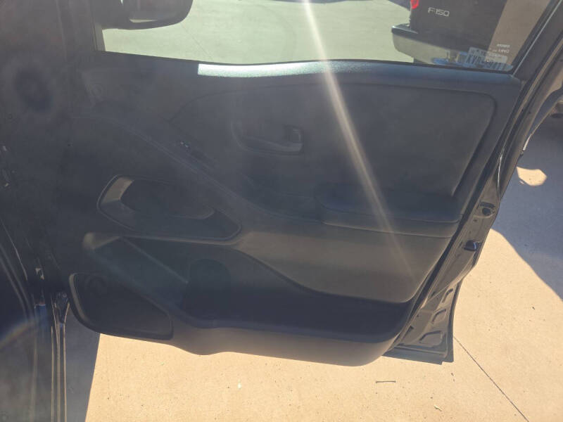 2025 Nissan Frontier S