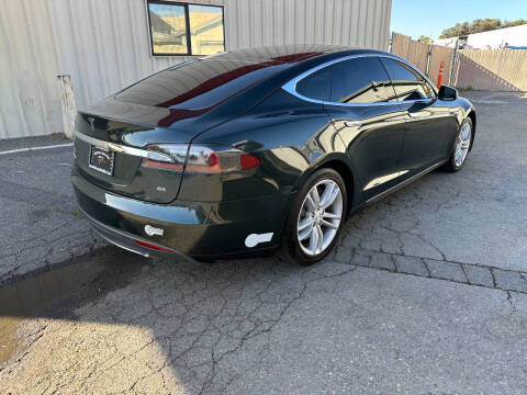 2014 Tesla Model S 85