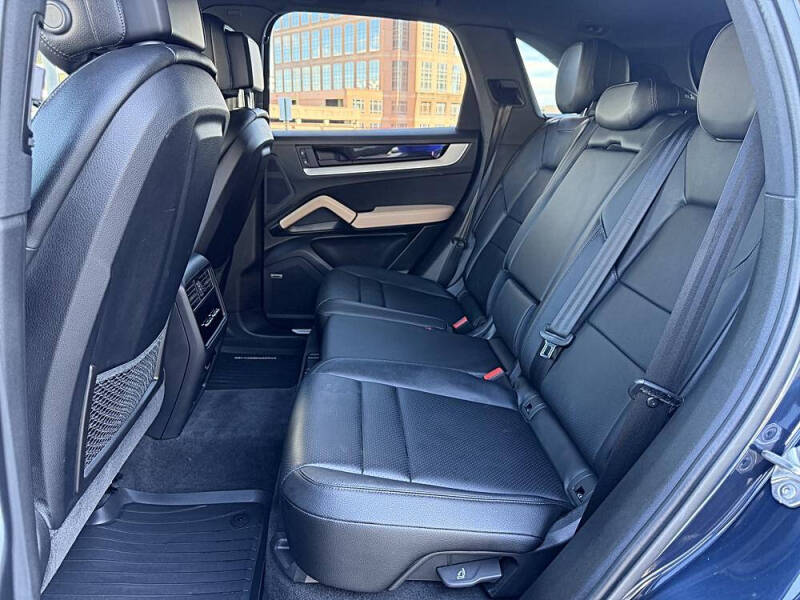 2024 Porsche Cayenne