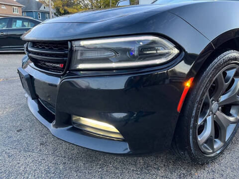 2016 Dodge Charger SXT