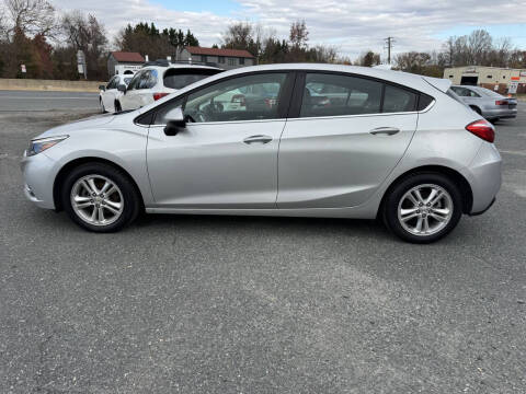 2018 Chevrolet Cruze LT Auto