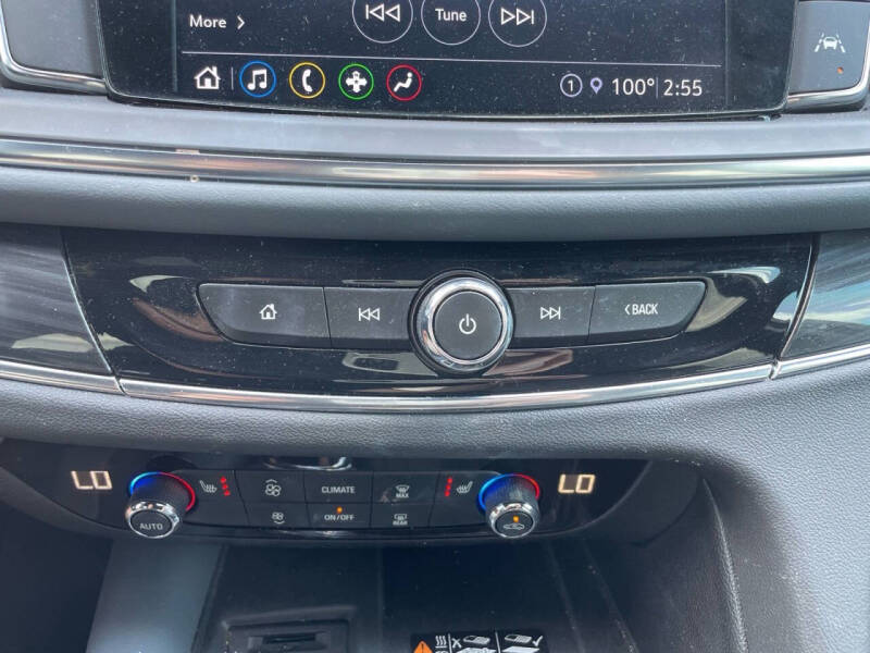 2024 Buick Enclave Essence