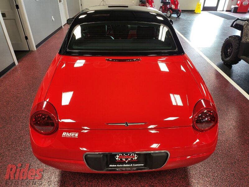 2004 Ford Thunderbird Deluxe