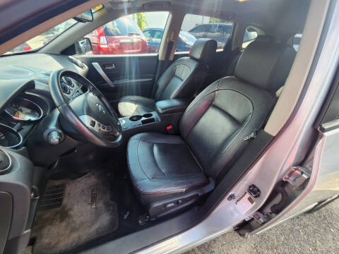 2013 Nissan Rogue SV w/SL Package