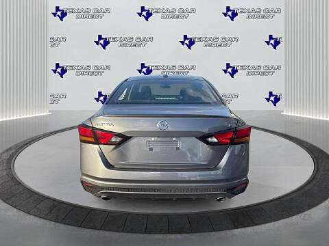 2022 Nissan Altima 2.5 SR