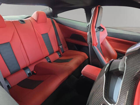 2023 BMW M4