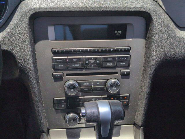 2012 Ford Mustang V6