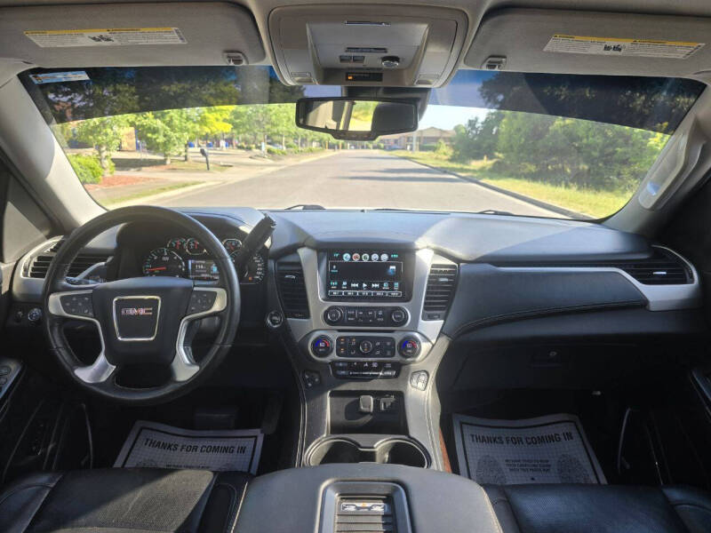 2017 GMC Yukon SLT