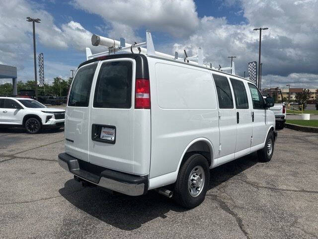 2026 Chevrolet Express 2500