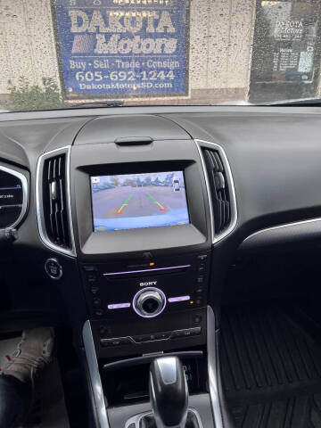 2017 Ford Edge Titanium