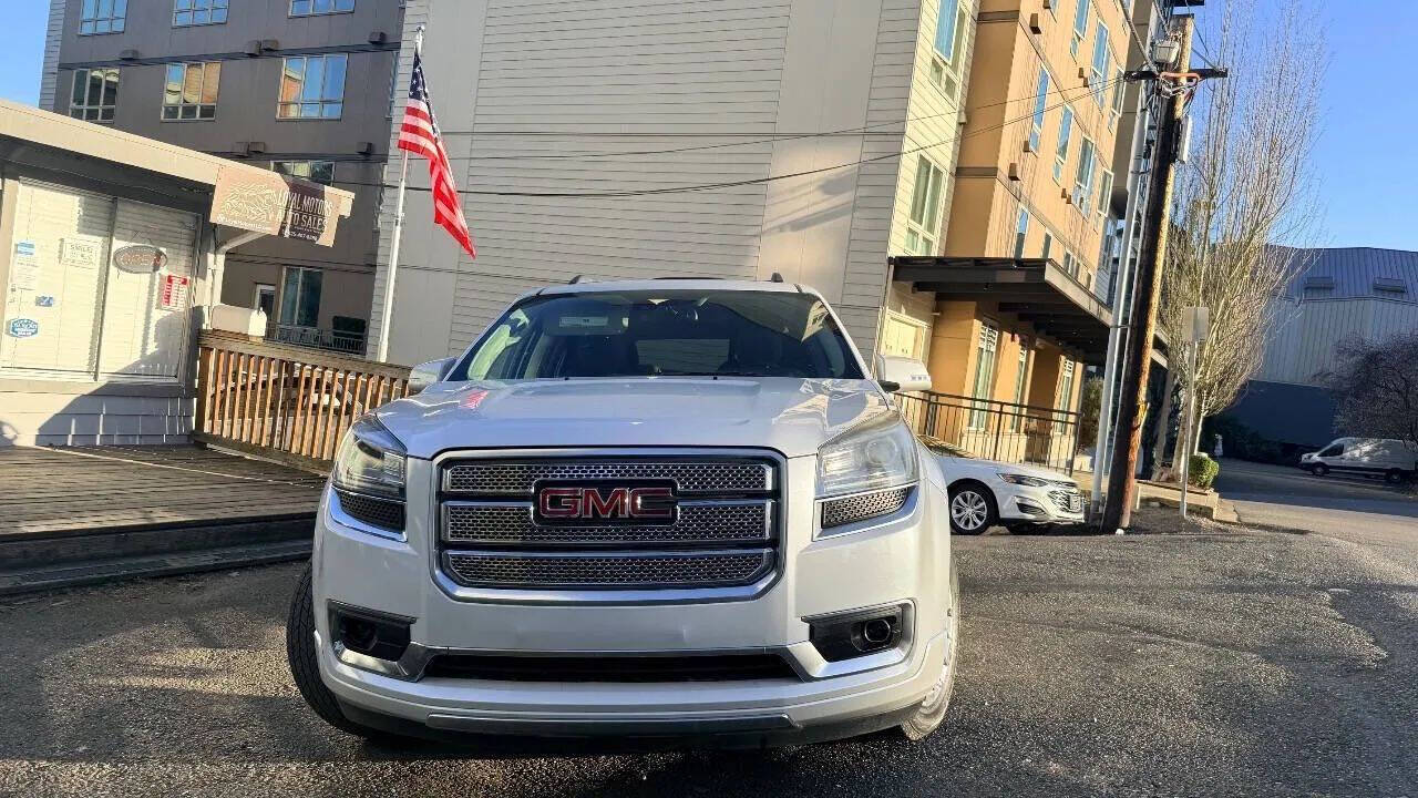 Off white 2016 GMC Acadia Denali Denali 4dr SUV 1