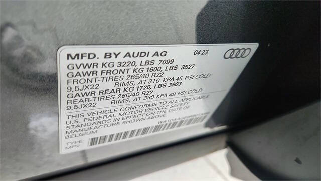 2024 Audi Q8 Sportback e-tron quattro Prestige S line