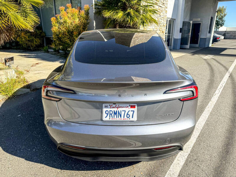 2025 Tesla Model 3 Long Range
