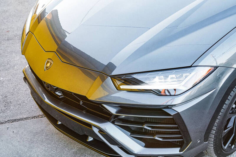 2020 Lamborghini Urus