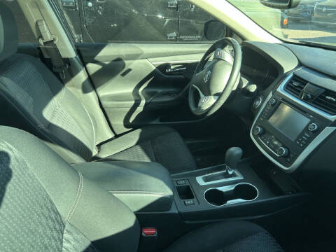 2016 Nissan Altima 2.5 SV