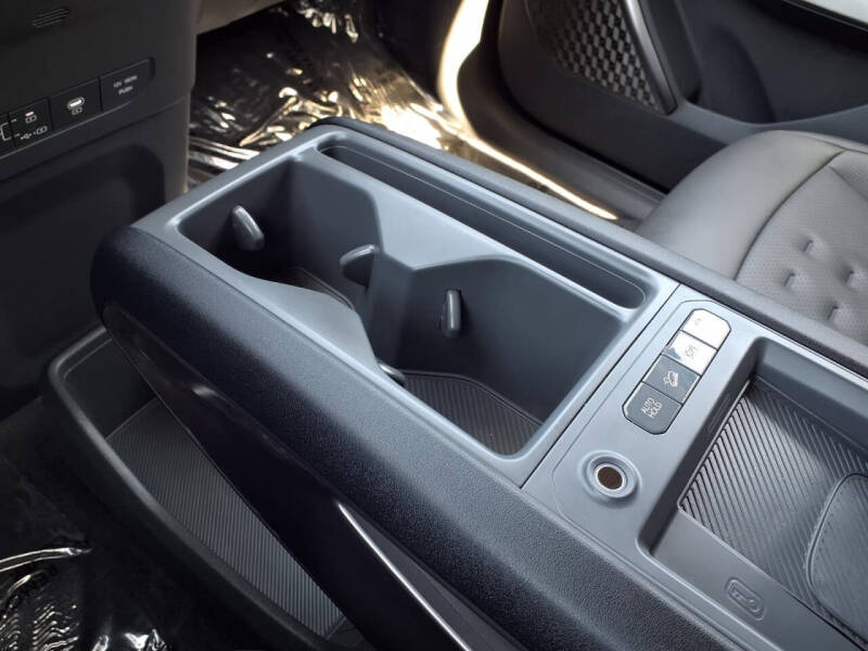 2026 Kia EV9 Wind