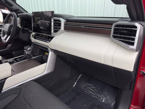 2024 Toyota Sequoia Capstone