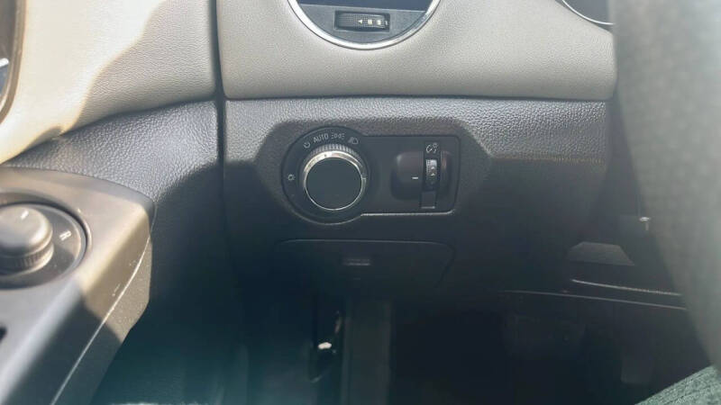 2013 Chevrolet Cruze LS Auto