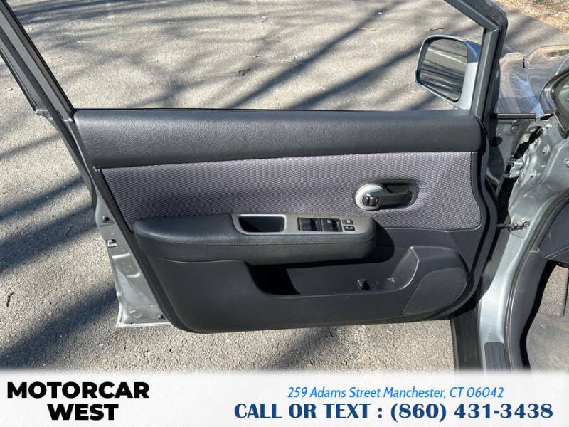 2009 Nissan Versa 1.8 S