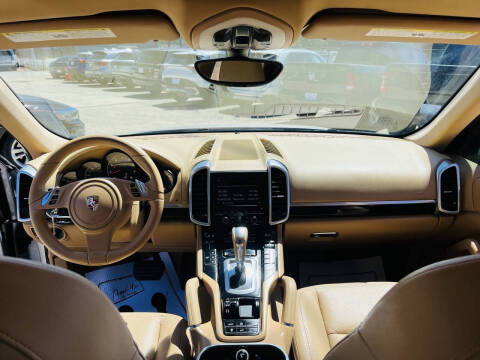 2011 Porsche Cayenne Tiptronic