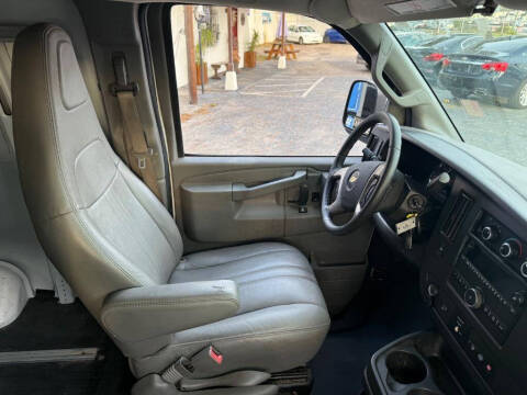 2018 Chevrolet Express 2500
