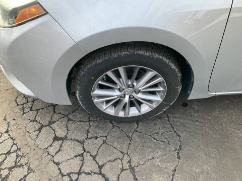 2015 Toyota Corolla LE Plus