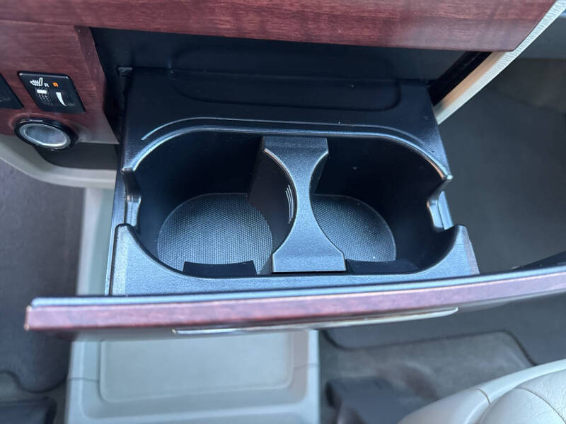 2013 Toyota Sienna Limited 7-Passenger