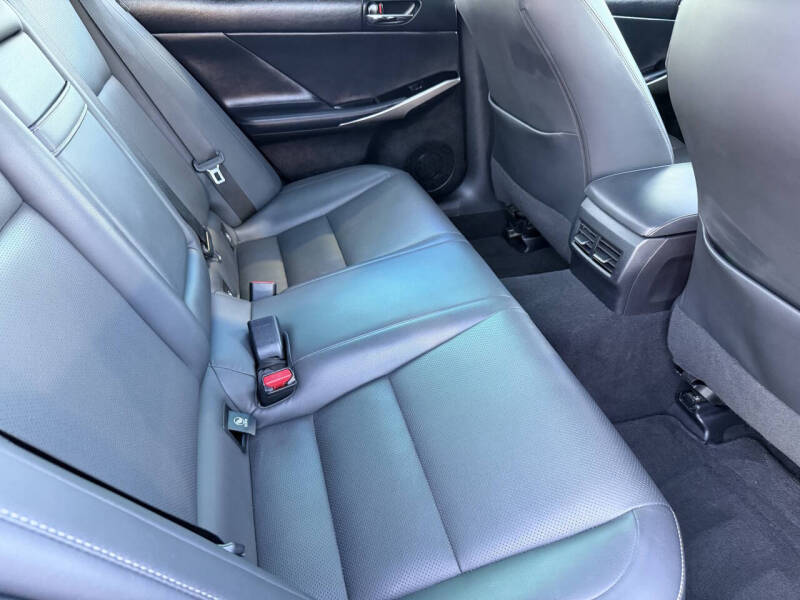 2015 Lexus IS 250