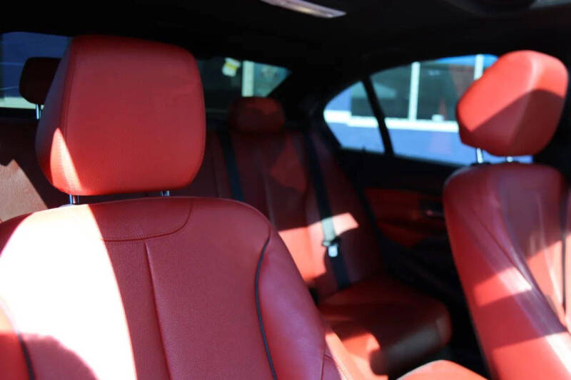 2015 BMW 3 Series 335i