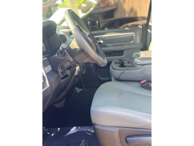 2019 RAM 1500 Classic SLT