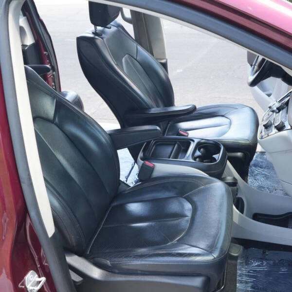 2018 Chrysler Pacifica Touring L