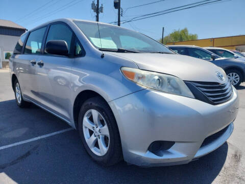 2011 Toyota Sienna Base 7-Passenger