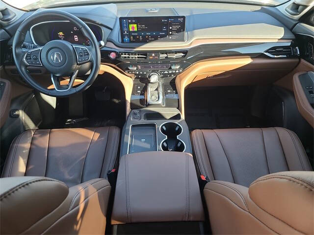 2025 Acura MDX w/Tech
