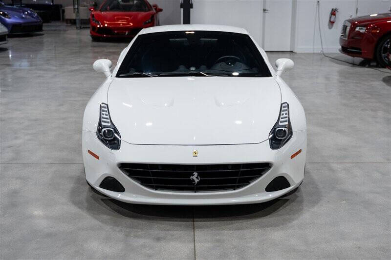 2016 Ferrari California T