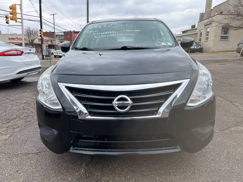 2017 Nissan Versa 1.6 SV
