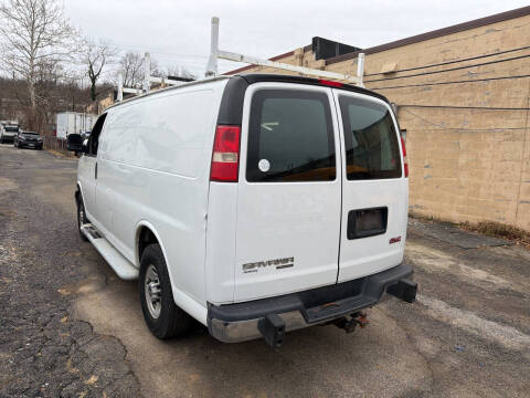 2015 GMC Savana 2500