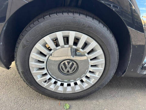 2013 Volkswagen Beetle