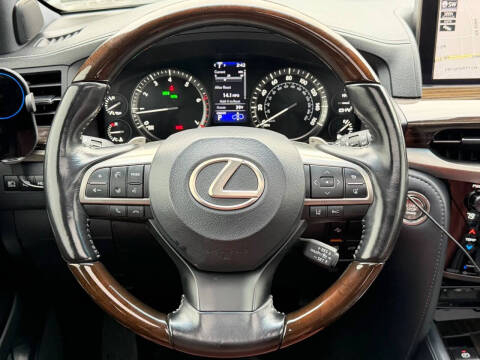 2020 Lexus LX 570 Three-Row