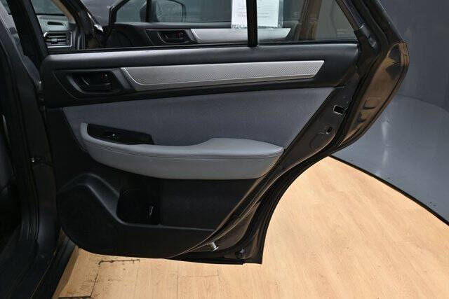 2019 Subaru Outback 2.5i