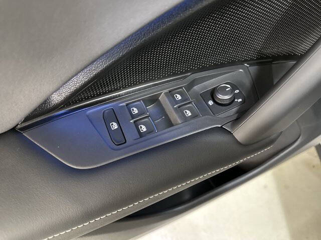 2026 Volkswagen Tiguan SE 4Motion