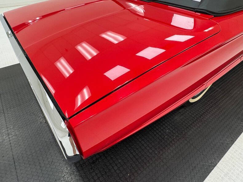 1964 Ford Thunderbird