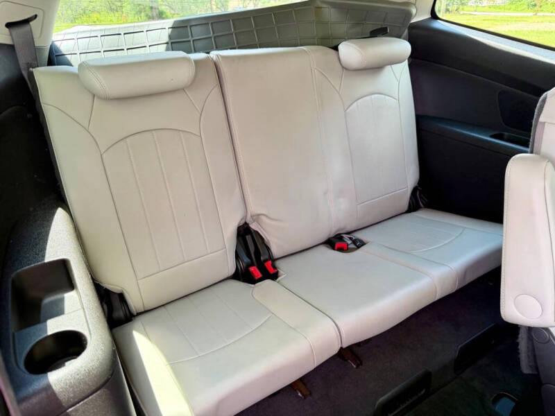 2012 Chevrolet Traverse LTZ