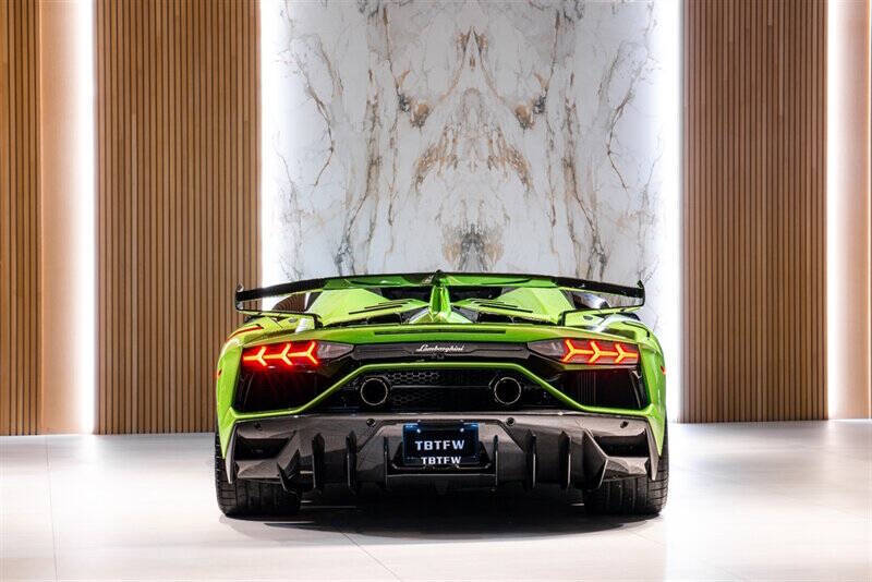 2021 Lamborghini Aventador LP 770-4 SVJ