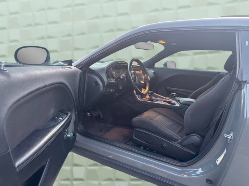 2018 Dodge Challenger SXT