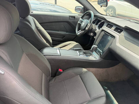 2013 Ford Mustang V6